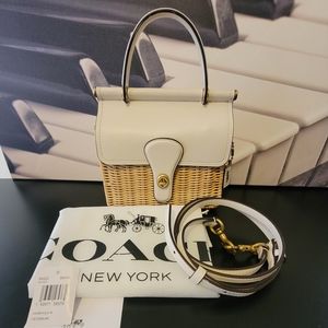 GUC COACH Wicker Willis Top Handle 18 in Brass/Chalk/Natural Style No. 89223